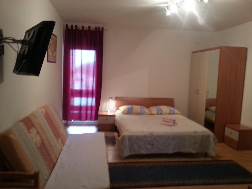 Studio Apartments Ivica Primošten Kamer foto